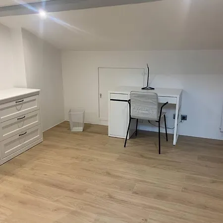 Magnifique Appartement T2 En Centre Village Saverdun Exterior foto
